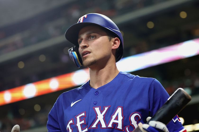 Corey Seager having home success with Rangers