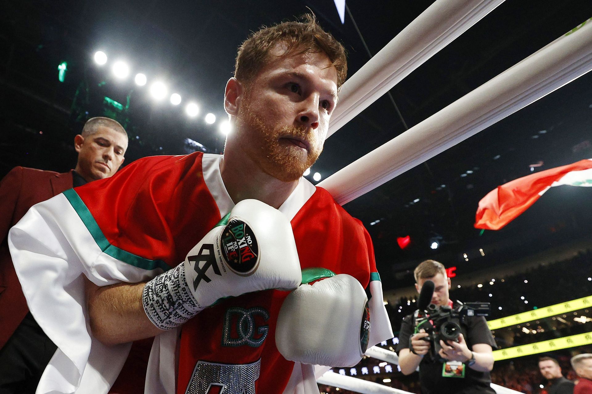 Superstar Mexican boxer Canelo Álvarez discusses new Michelob Ultra Super  Bowl campaign, golf, and his return to the ring