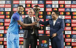 "He is doing fabulously well" - Dinesh Karthik on Hardik Pandya's captaincy stint