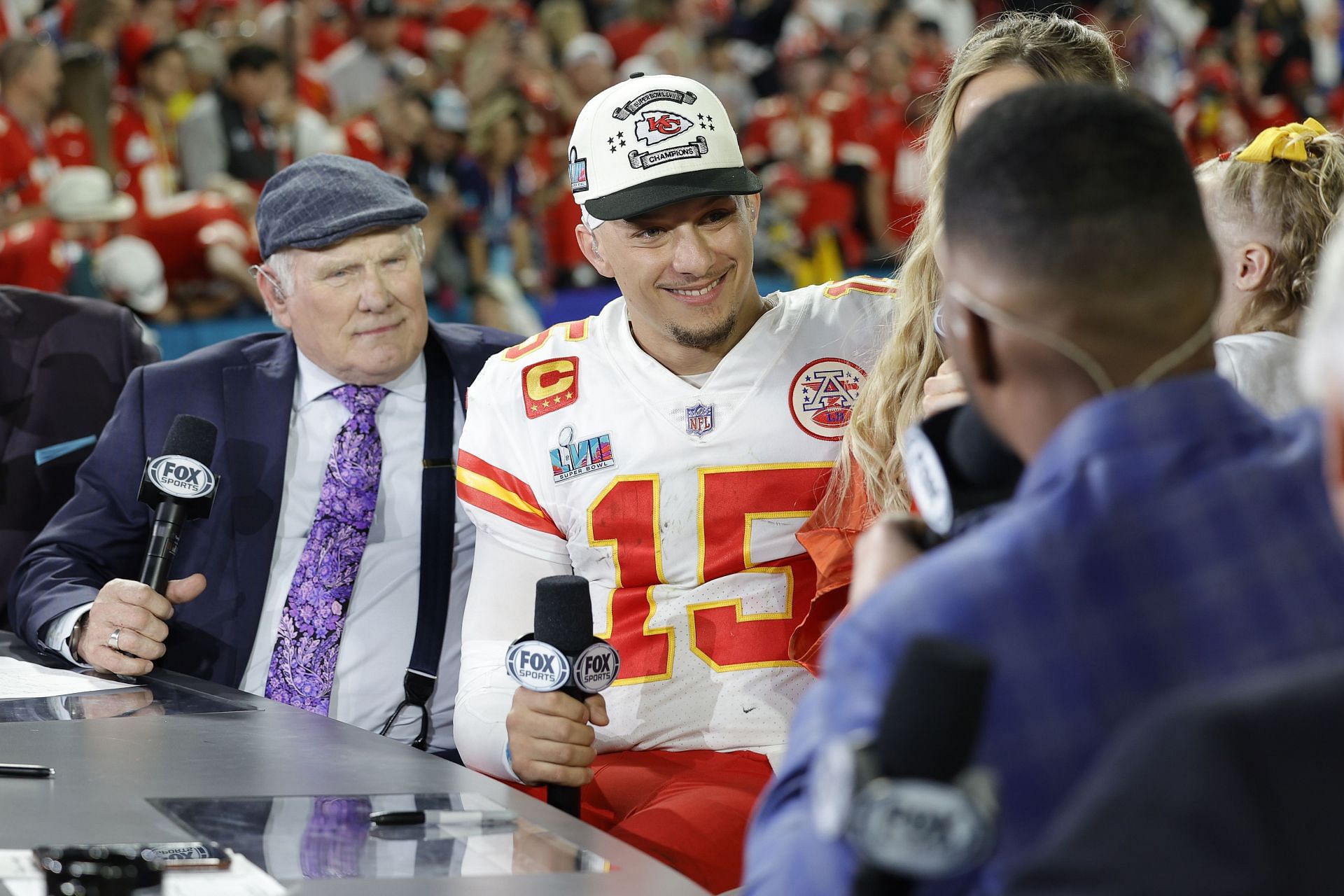 Months After $9,000,000 Massive Decision Lombardi Lifter Patrick Mahomes  Walking in the Real Shadow of NFL Legend Tom Brady - EssentiallySports