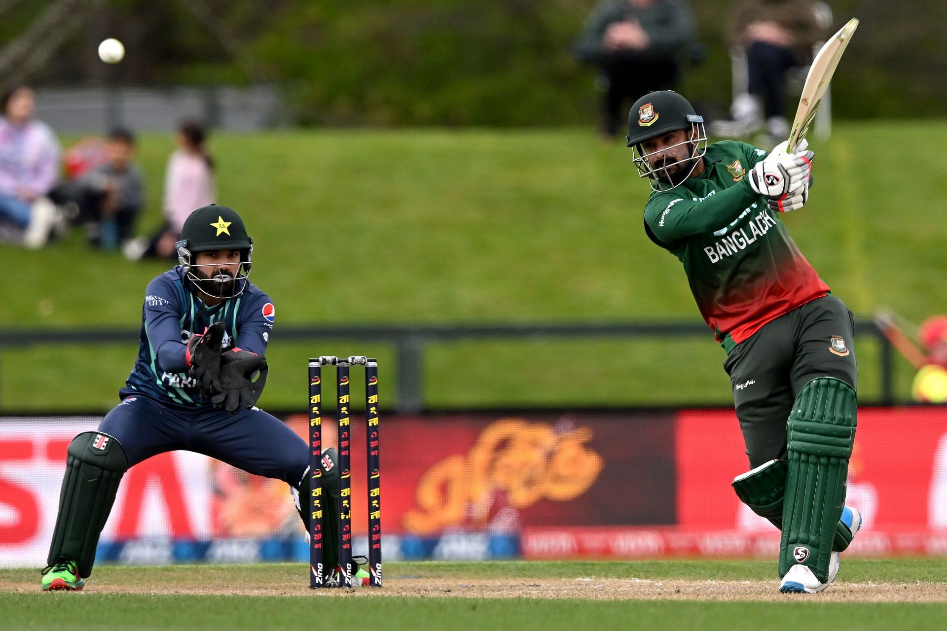 Bangladesh v Pakistan - Tri-Series: 6th T20
