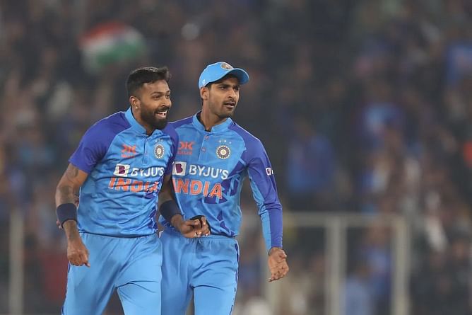 "The signs of Hardik Pandya's cricket DNA are being seen in this team" - Aakash Chopra