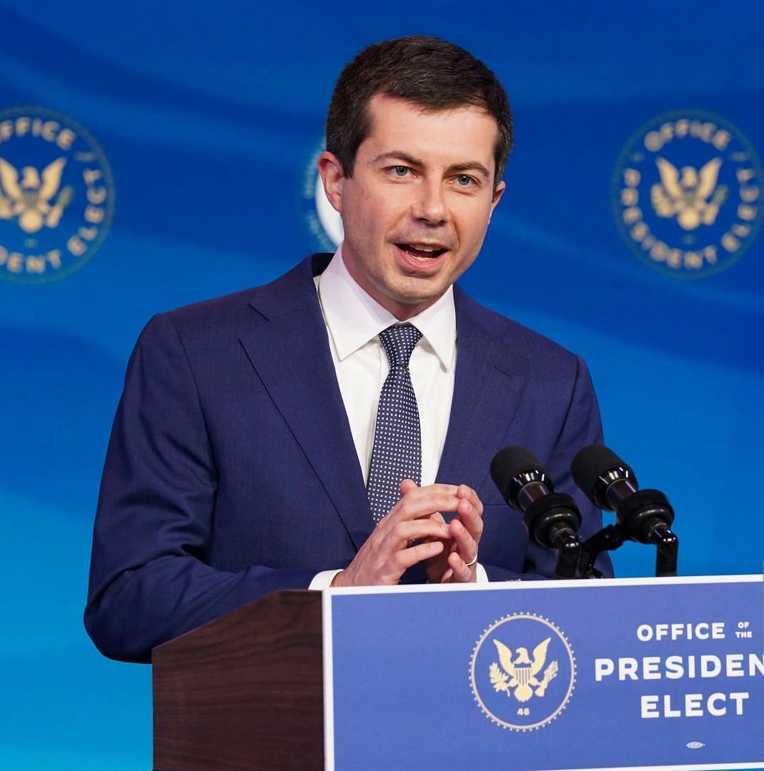 Pete Buttigieg (Image via Getty Images)