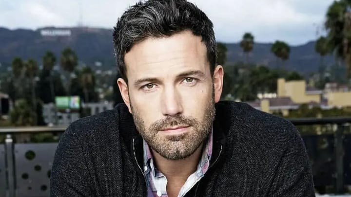 30 Celebrities Who Are Heavy Smokers