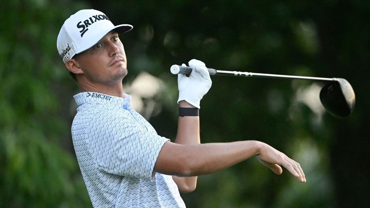 Caddie collapses, receives CPR amid AT&T Pebble Beach ProAm