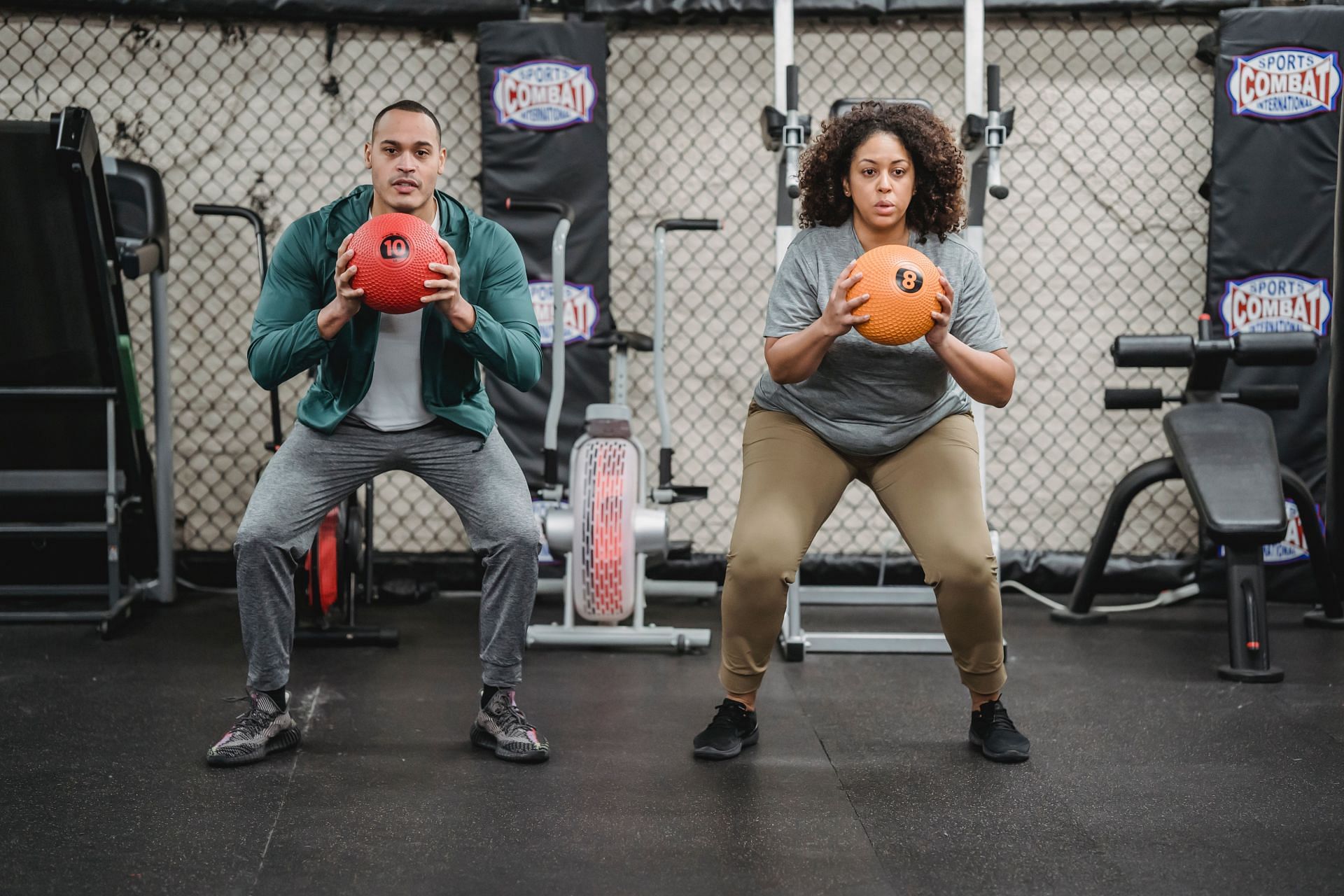 The elevated goblet squat variation of the traditional goblet squat (Photo by Julia Larson/pexels)