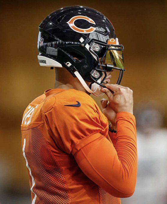 Why Chicago Bears Quarterback Justin Fields Went Vegan And Never