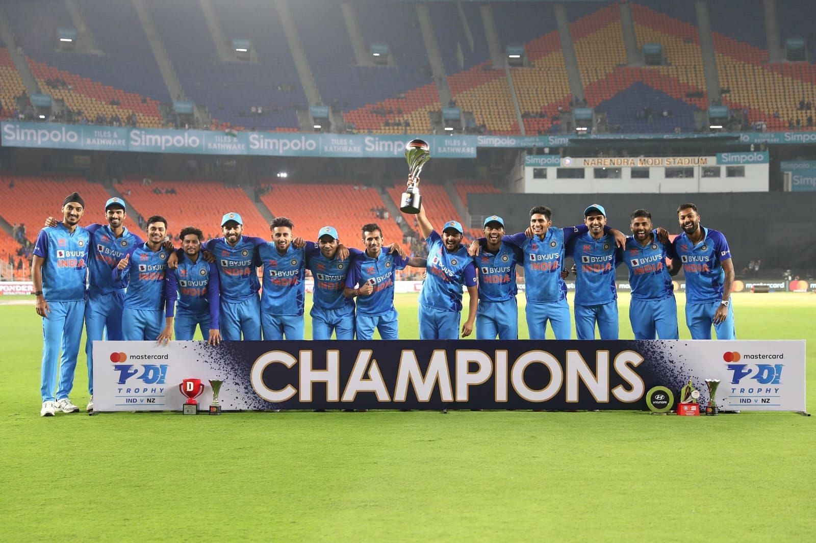 Prithvi Shaw and the entire Indian team pose after the series win. (P.C.:BCCI)