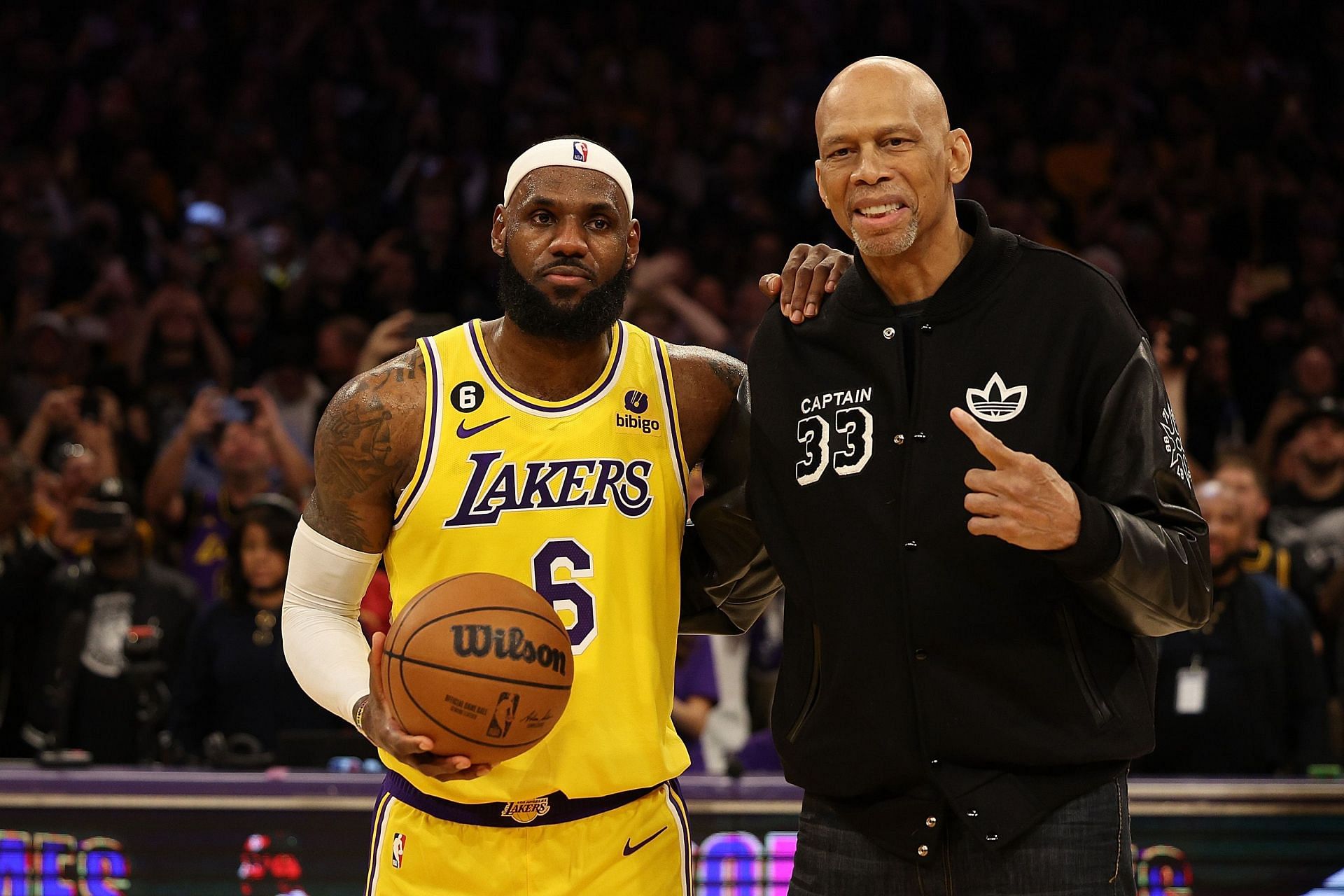 What was Kareem Abdul-Jabbar's ex-wife's birth name and why did she change  it to Habiba Abdul-Jabbar?