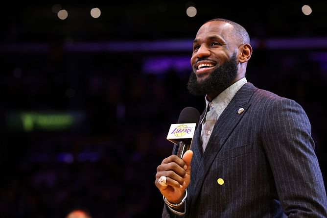 NBA News Today: LeBron James to be honored during All-Star Game following scoring record, Dallas Mavericks bag Justin Holiday, and more