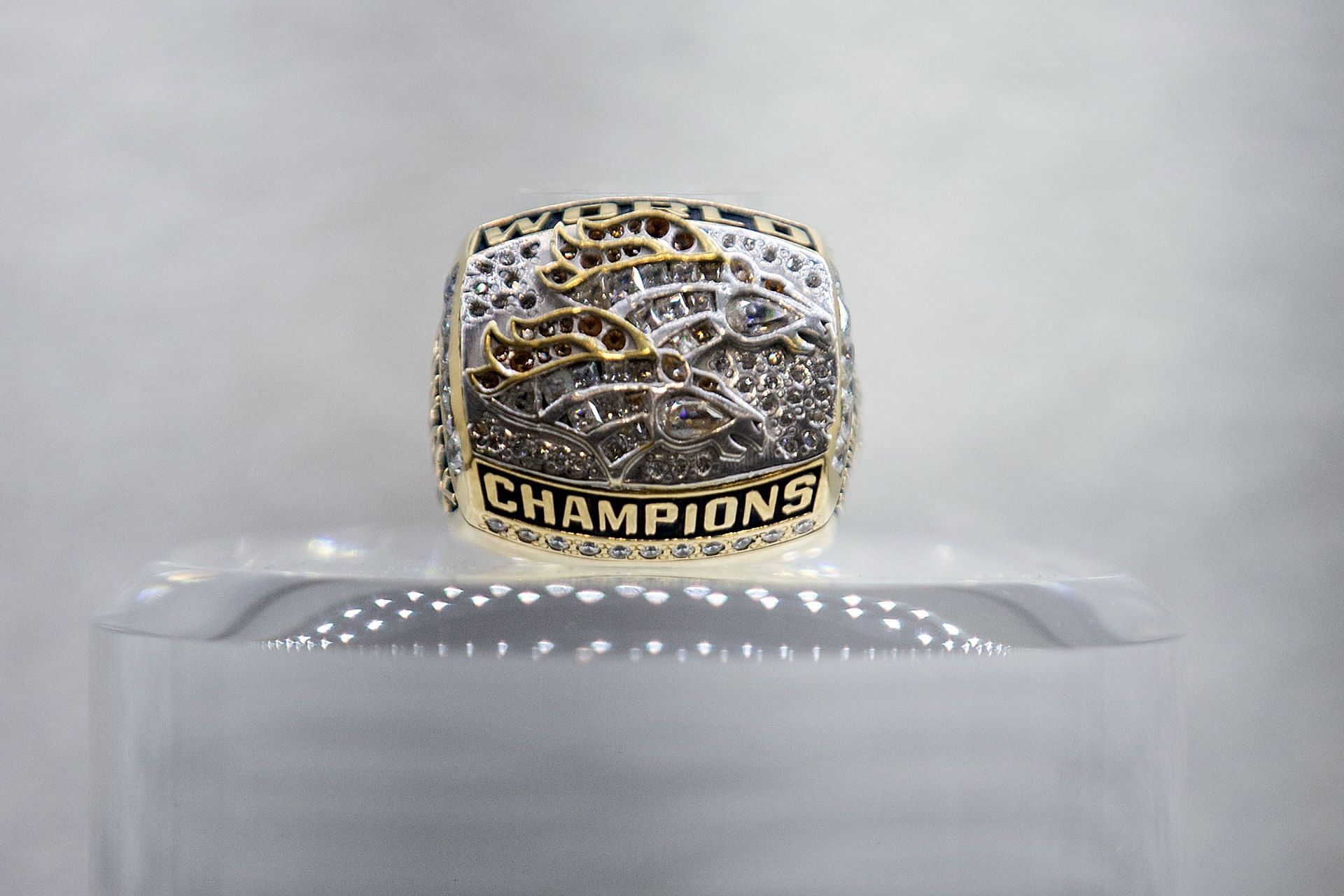 SB XXXIII ring