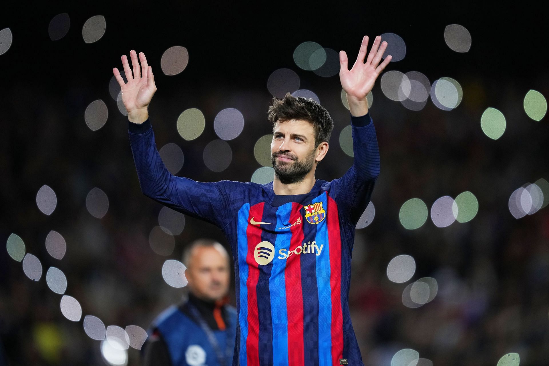 Gerard Pique claims that Messi is the GOAT ahead of Ronaldo.