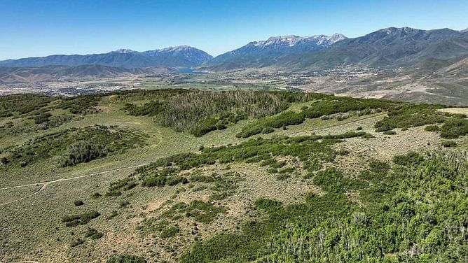 Stunning details of Tiger Woods' new golf project in Utah revealed