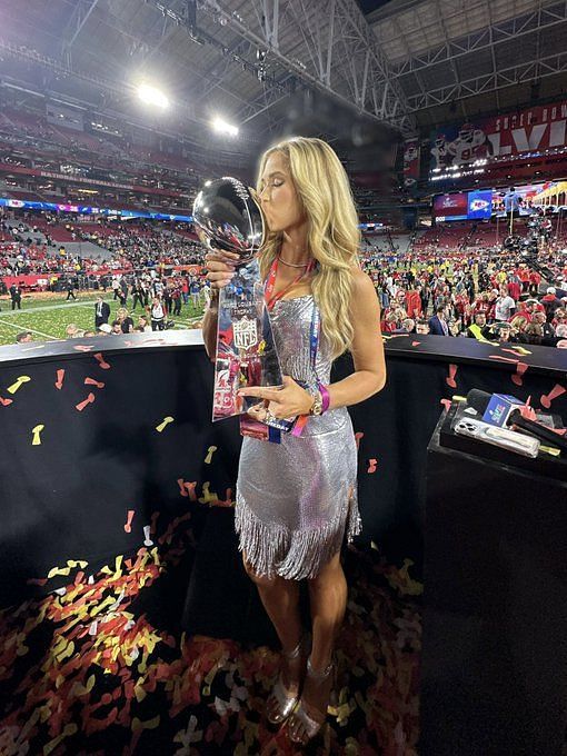 Daughter of billionaire NFL Chiefs owner Clark Hunt flaunts her