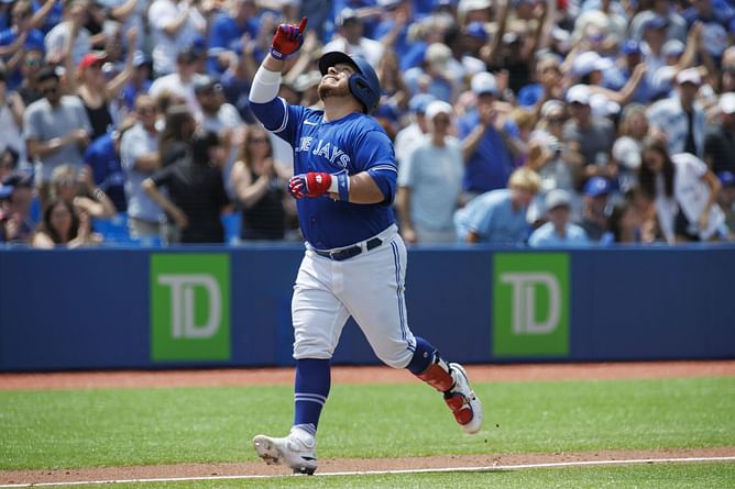 Blue Jays manager cites impending child's birth why Alejandro Kirk isn't at camp and won't be in the WBC: "It was a collective decision"