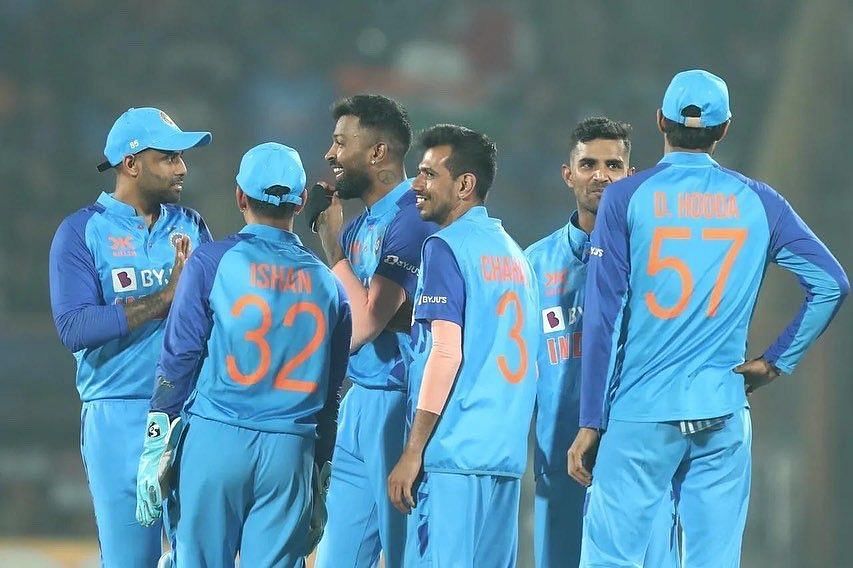 Team India celebrate a wicket with their captain. Pic: BCCI