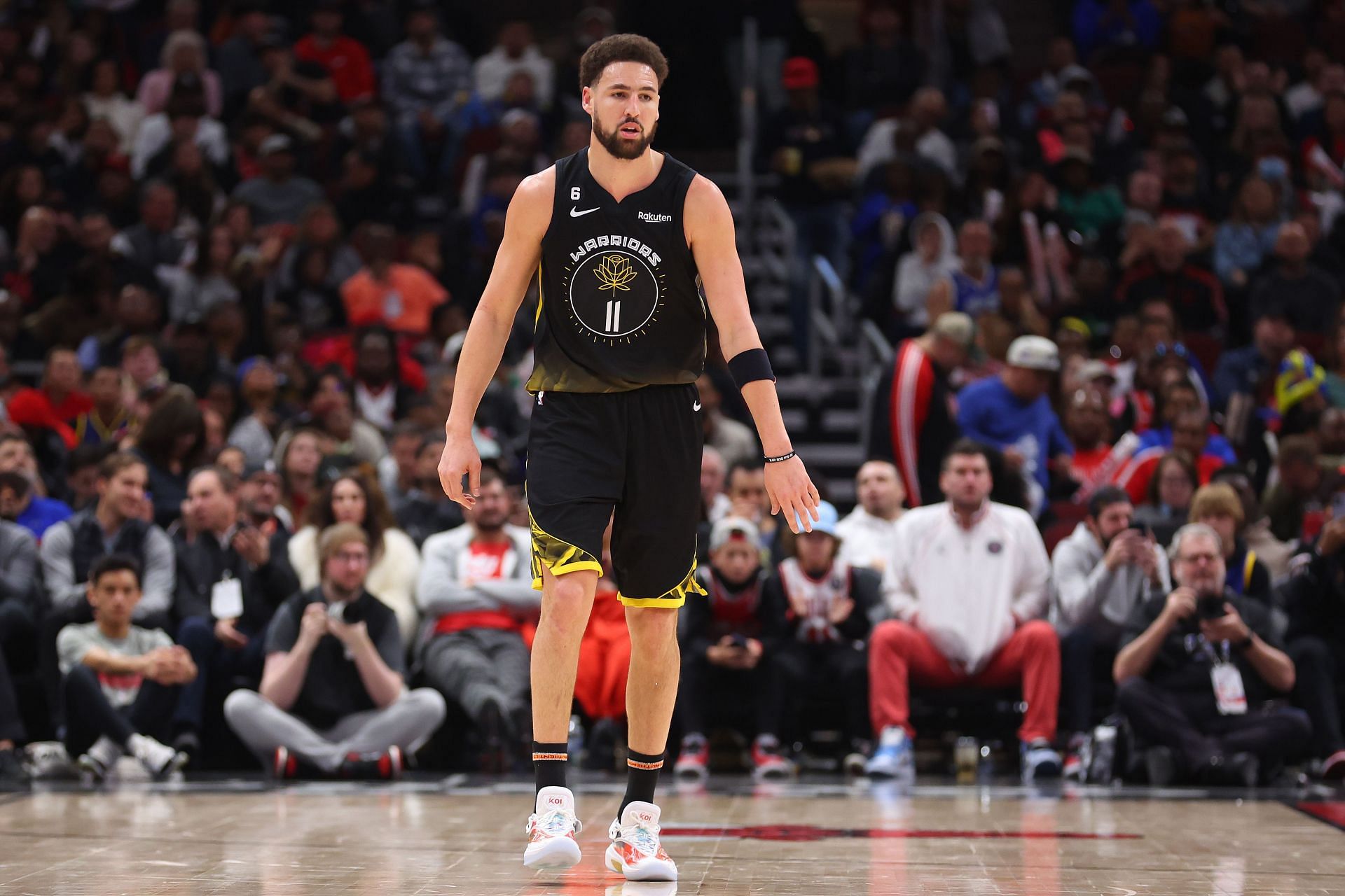 What are Klay Thompson's contract details with Golden State Warriors?  Looking at his salary, length, and potential departure from GSW