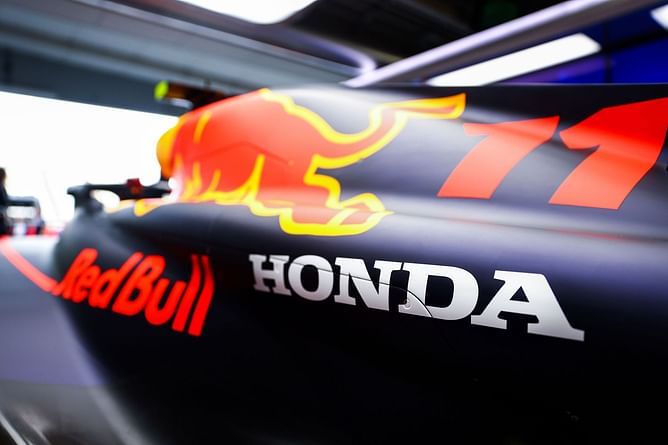 Honda keeping 'a close eye' on F1 as multiple teams approach Japanese engine maker for 2026 partnership