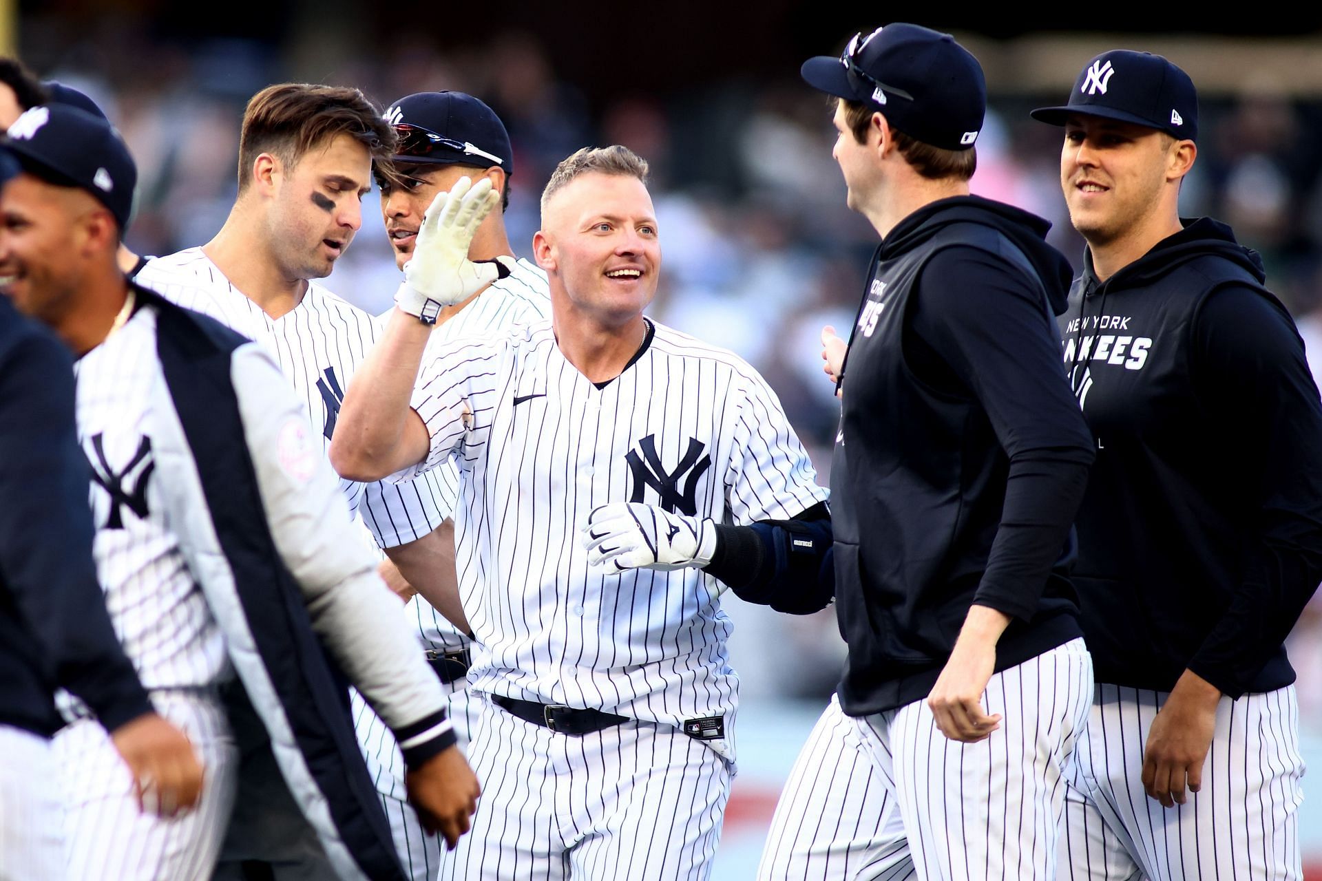 New dad Josh Donaldson on big offensive output from Yankees 