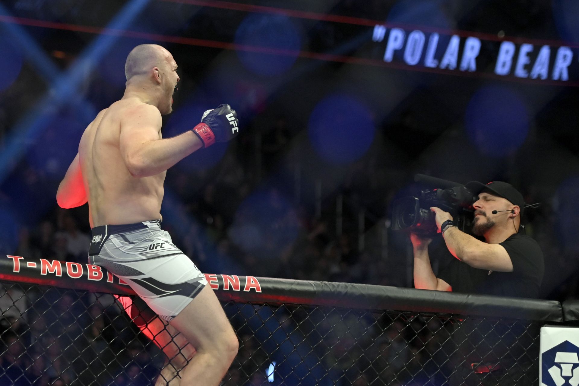 Sergei Spivac should now be considered a genuine threat to the UFC heavyweight title