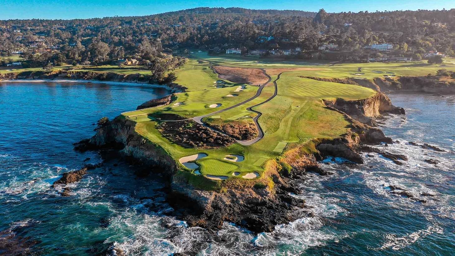 Pebble Beach golf course cost and how to play there