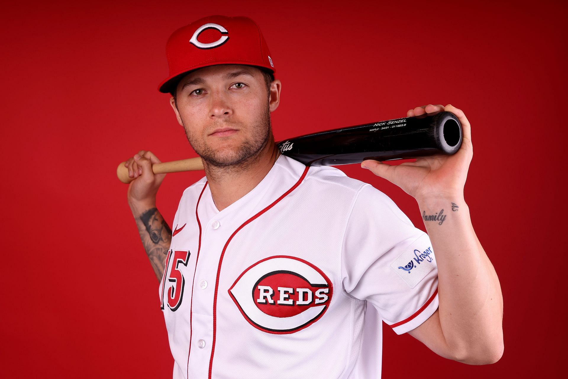 This is the best Reds jersey in their history and no one can convince me  otherwise : r/Reds