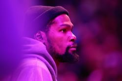Watch: Kevin Durant draws huge crowd during Phoenix Suns introductory press conference
