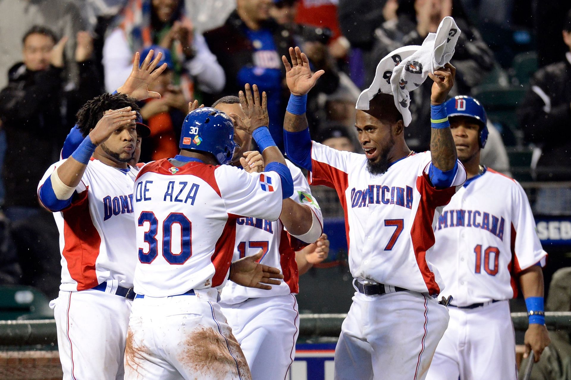 Kyle Schwarber in awe of Team Dominican Republic's star-studded