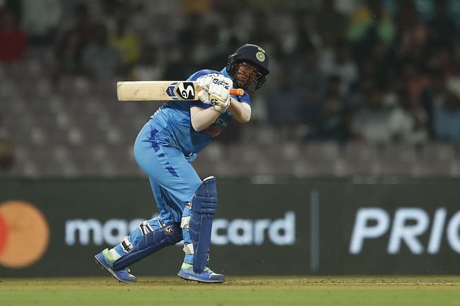 "When the tournament ends, the most valuable Indian player will be Deepti Sharma" - Aakash Chopra on UP Warriorz's squad heading into WPL 2023