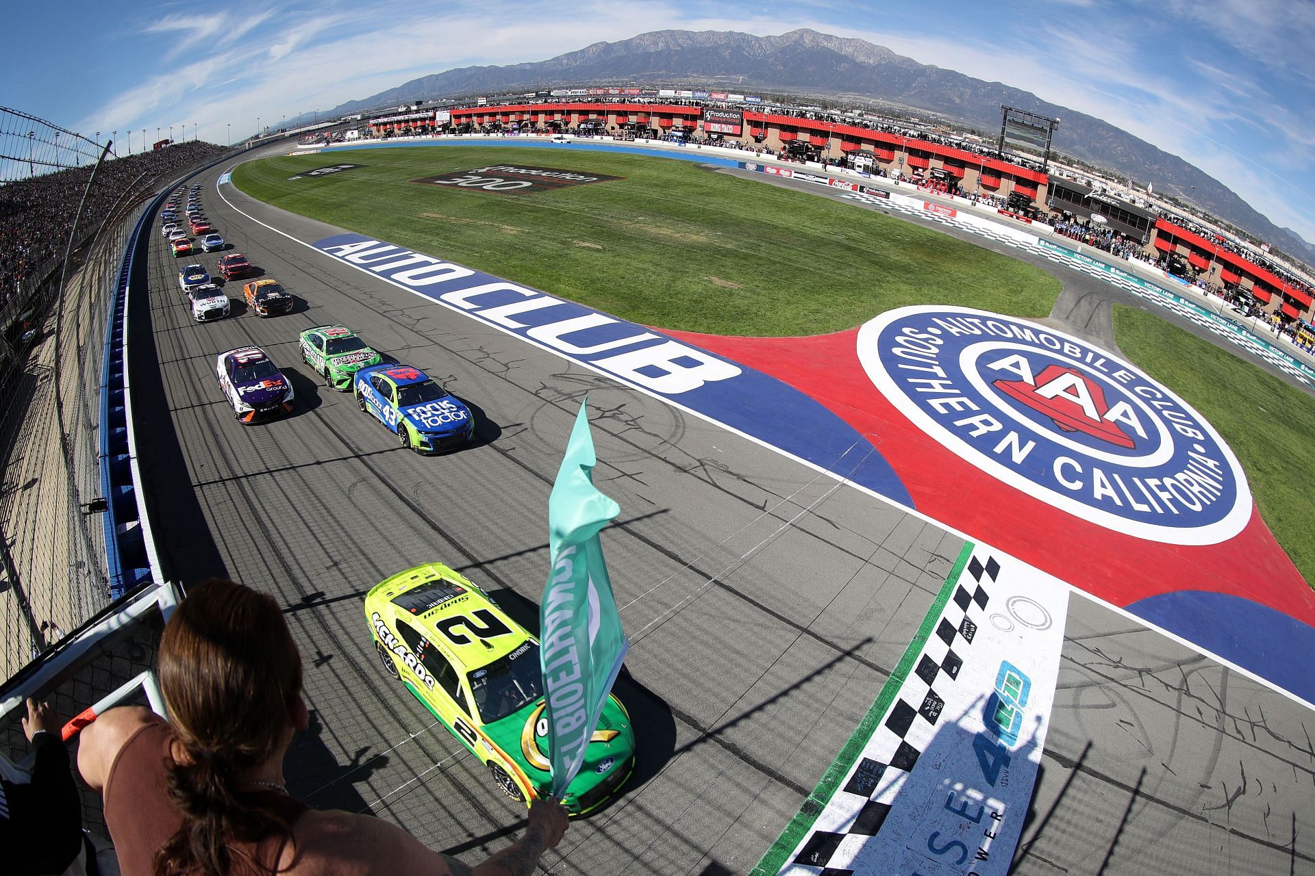 Auto Club Speedway's two-mile era ends with NASCAR on Sunday - Los Angeles  Times