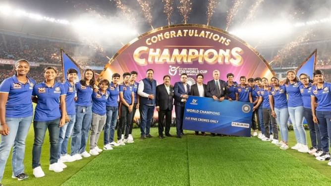 [Watch] Shafali Verma's Indian Under-19 Women's T20 World Cup winning team enjoy a lap of honor at Narendra Modi Stadium