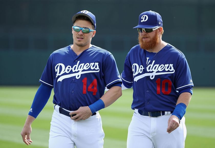 Why is Justin Turner's jersey stained