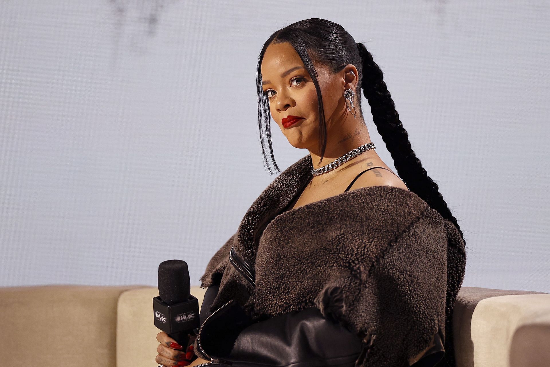 Which songs could Rihanna sing at Super Bowl 2023? A look at Pop Star's ...