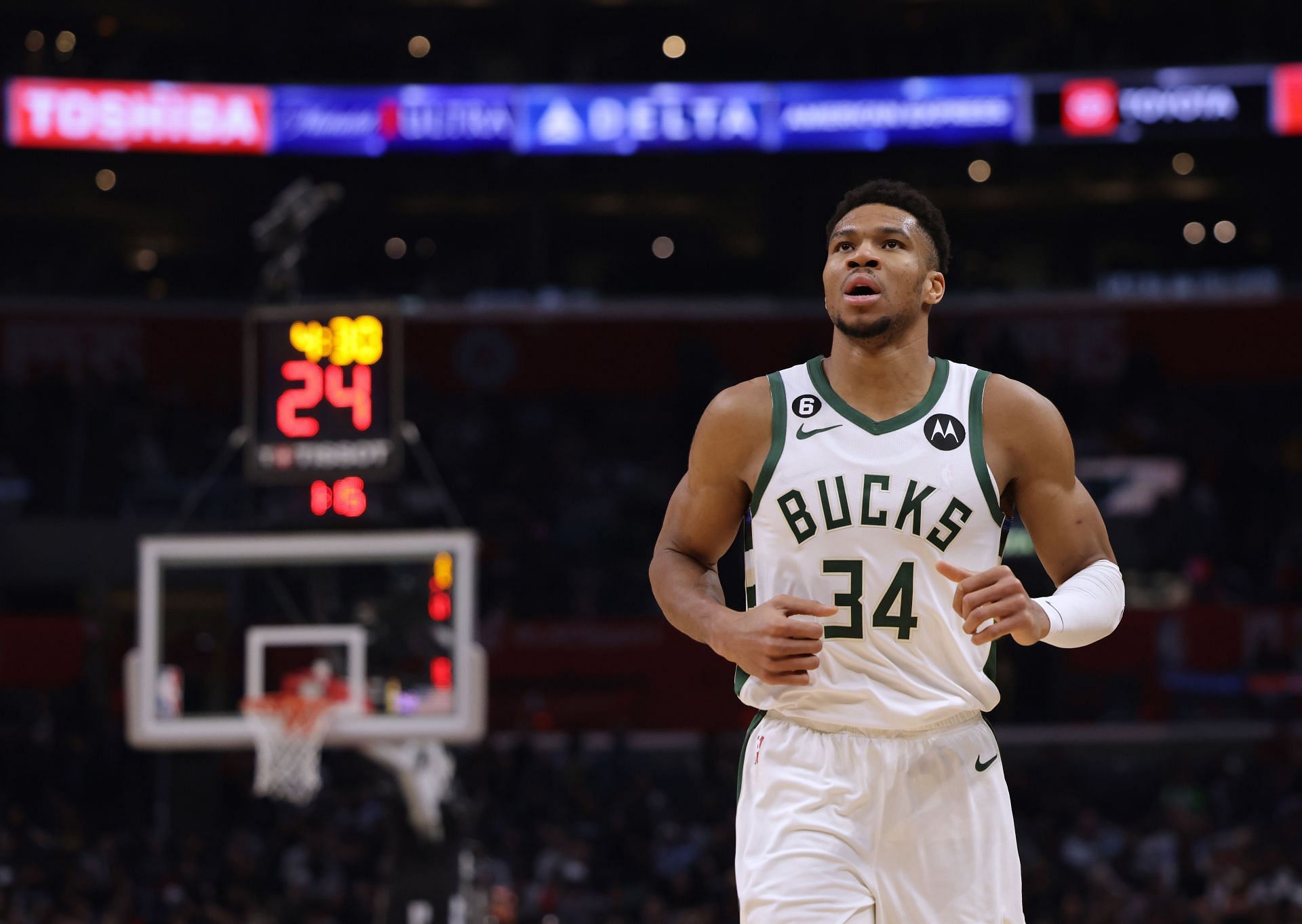 Milwaukee Bucks superstar forward Giannis Antetokounmpo