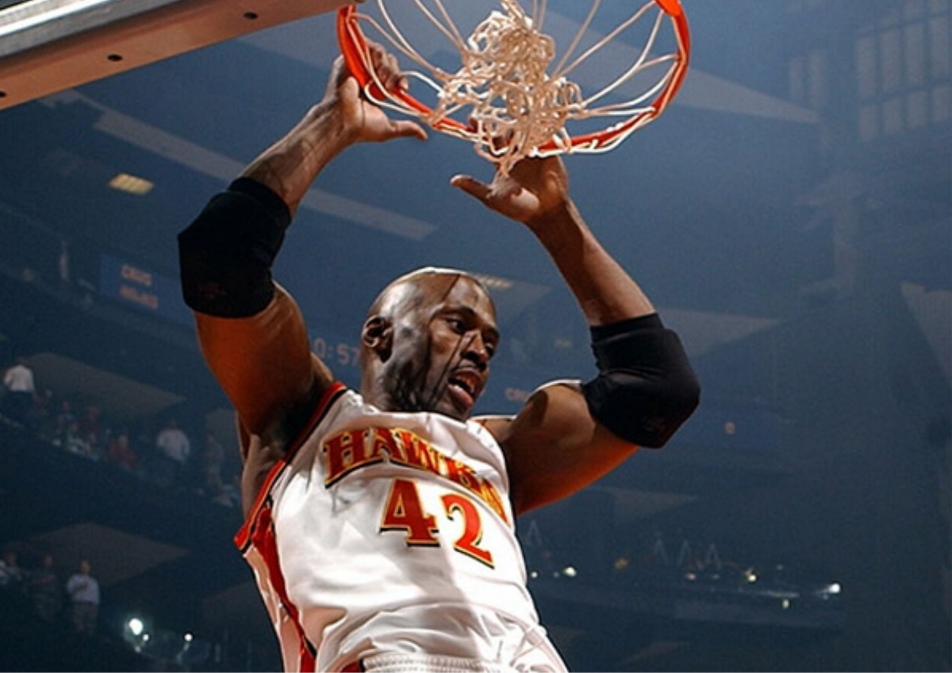 Kevin Willis had his best years in the NBA with the Atlanta Hawks. [photo: ExNBA]