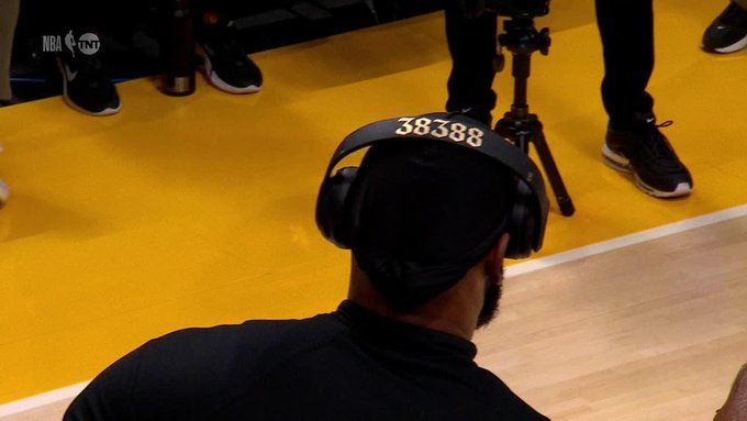 LeBron James gave the entire Cleveland Indians team custom Beats headphones  before Game 1 of the World Series