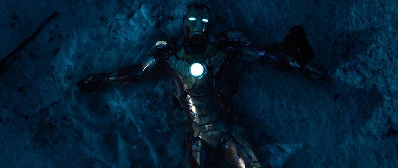 The ultimate test: Tony Stark confronts his inner demons (Image via Marvel Studios)