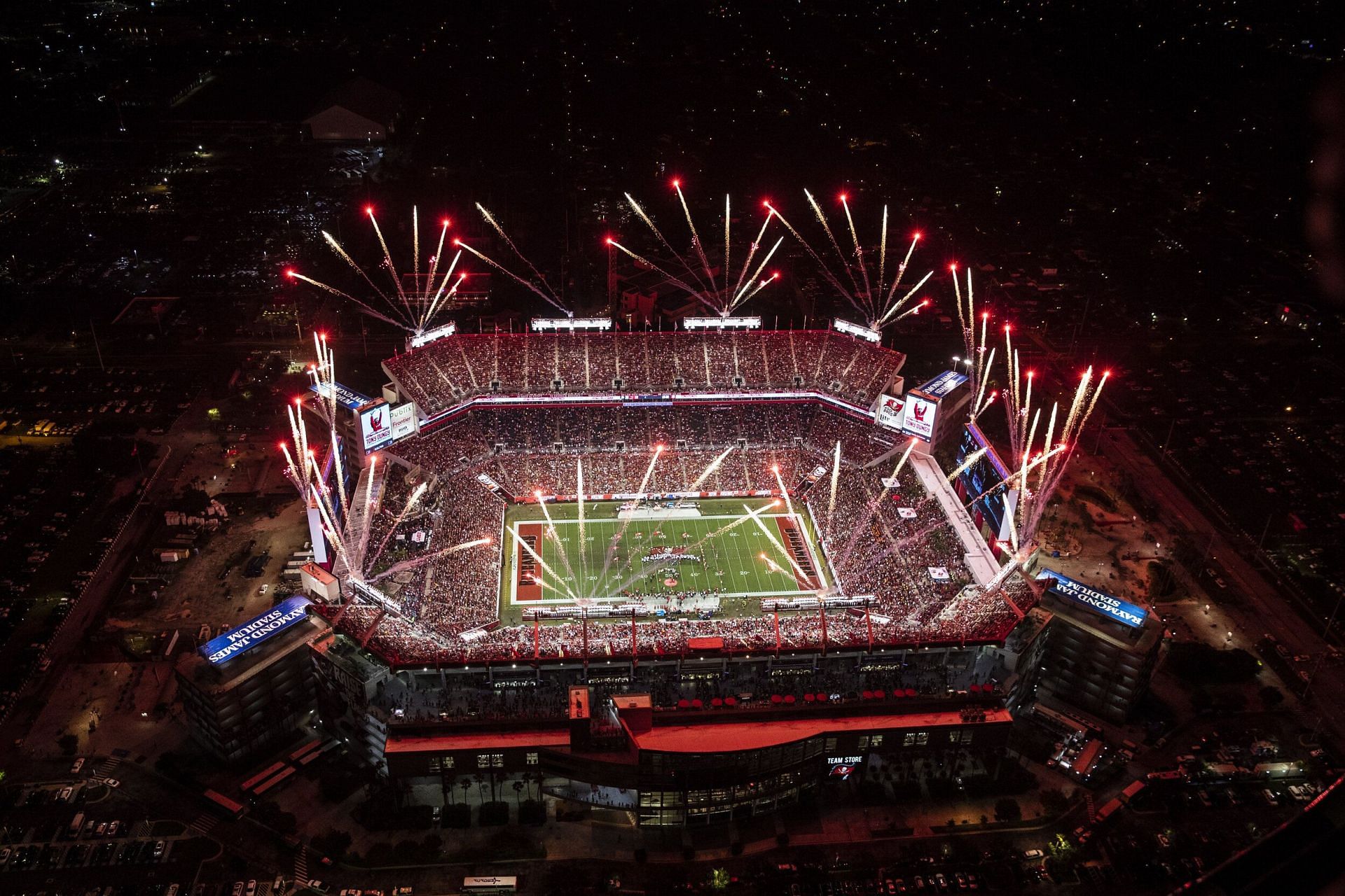 Raymond James Stadium, Tampa