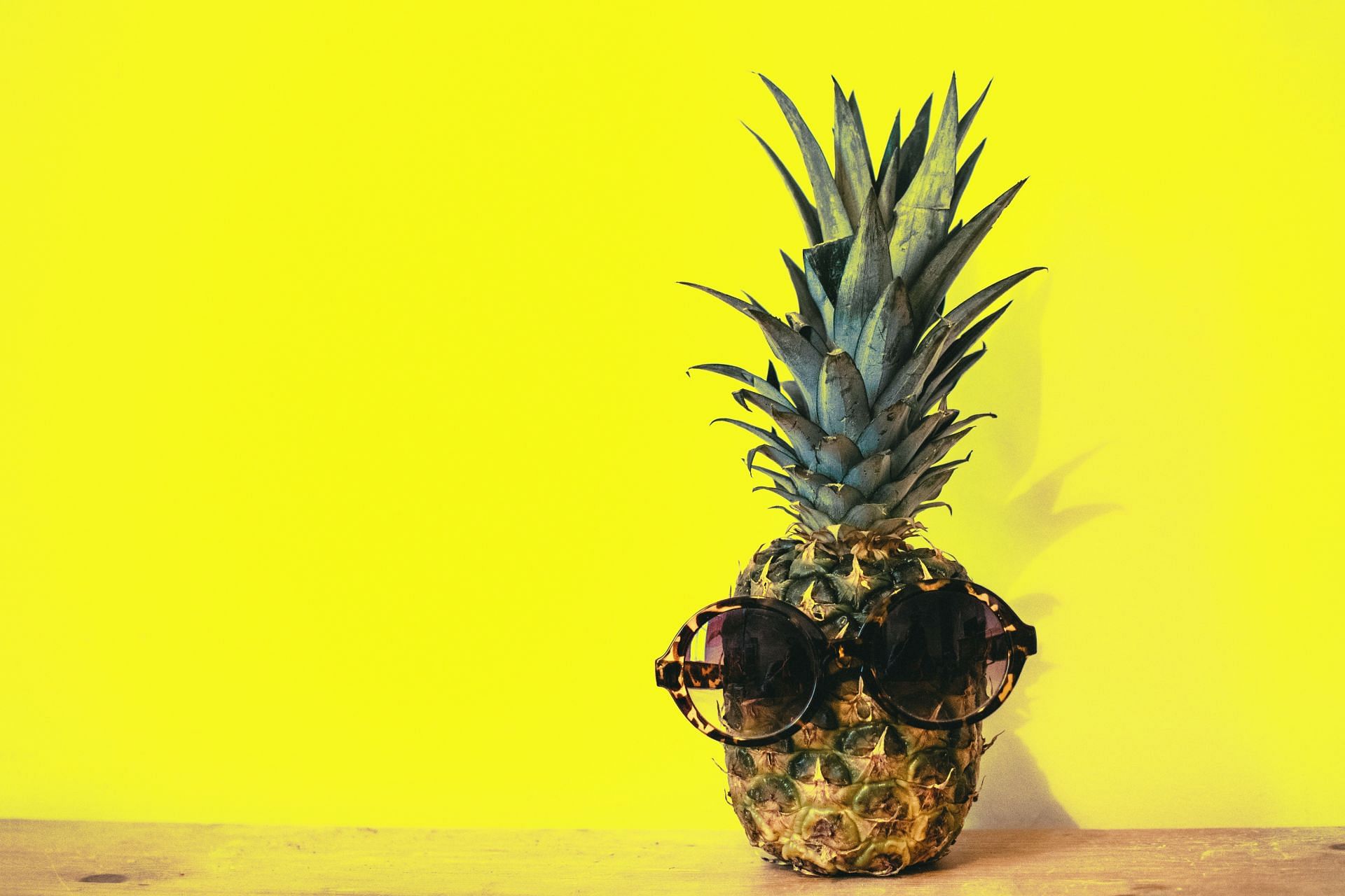 Pineapples are also an acidic fruit and good for the digestive system. (Image via Pexels/Lisa Fotios)