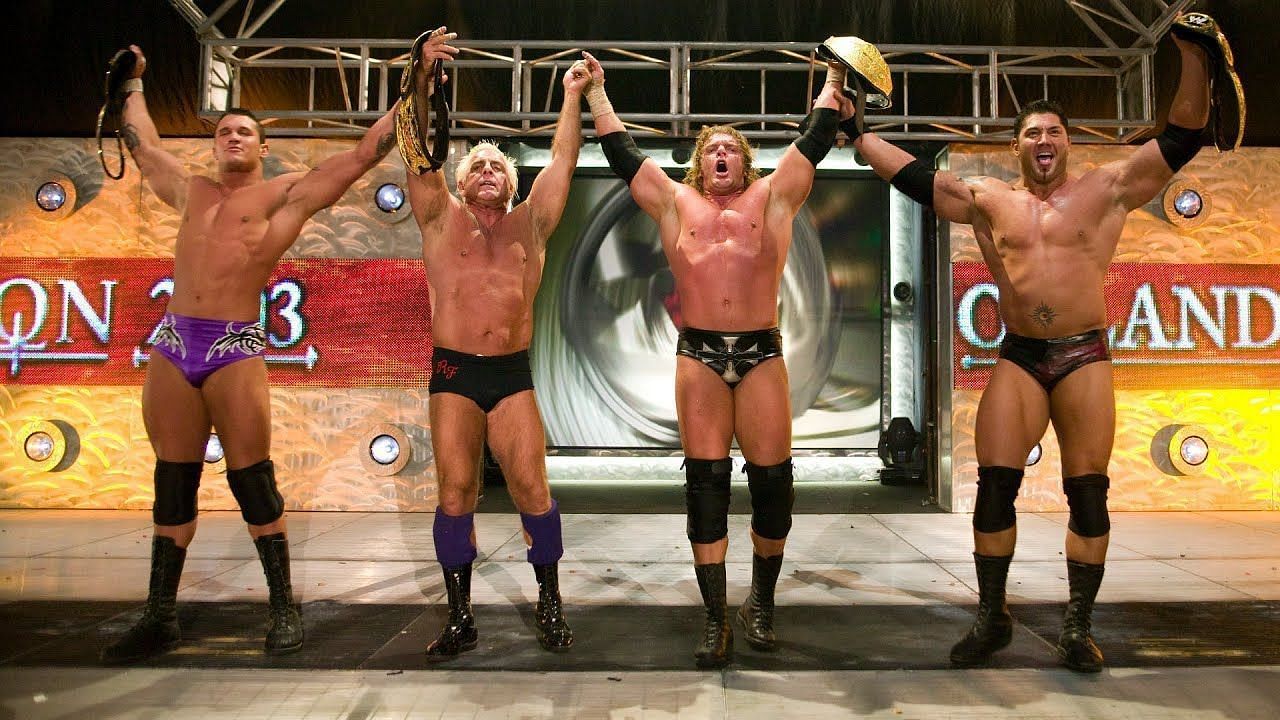 WWE में एवोल्यूशन फैक्शन ने जबरस्दत सफलता हासिल की थी 