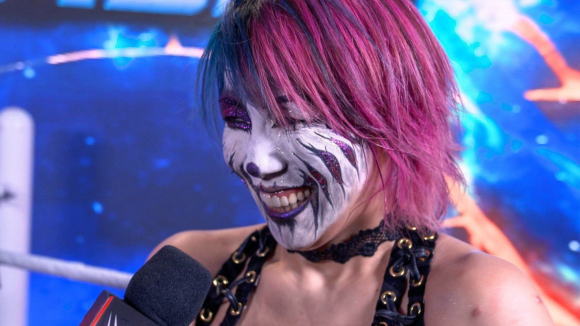 Asuka at Elimination Chamber