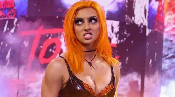 Popular WWE star sends out a warning to Gigi Dolin while showing off her bruises
