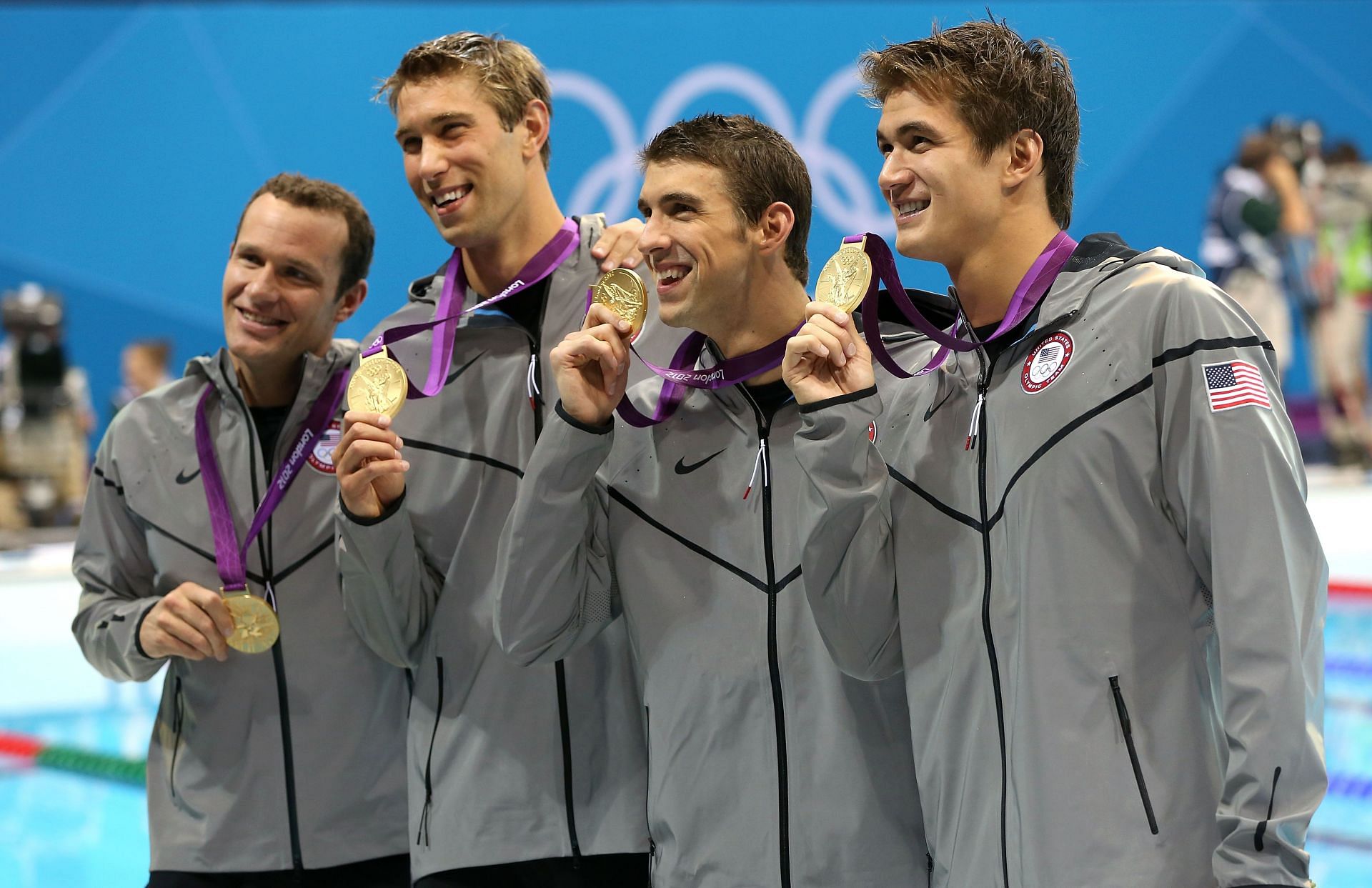 Gold medallists (L-R) Brendan Hansen, Matthew Grevers, Michael Phelps and Nathan Adrian of the United States pose following the medal ceremony for the Men&#039;s 4x100m medley Relay Final of the London 2012 Olympic Games