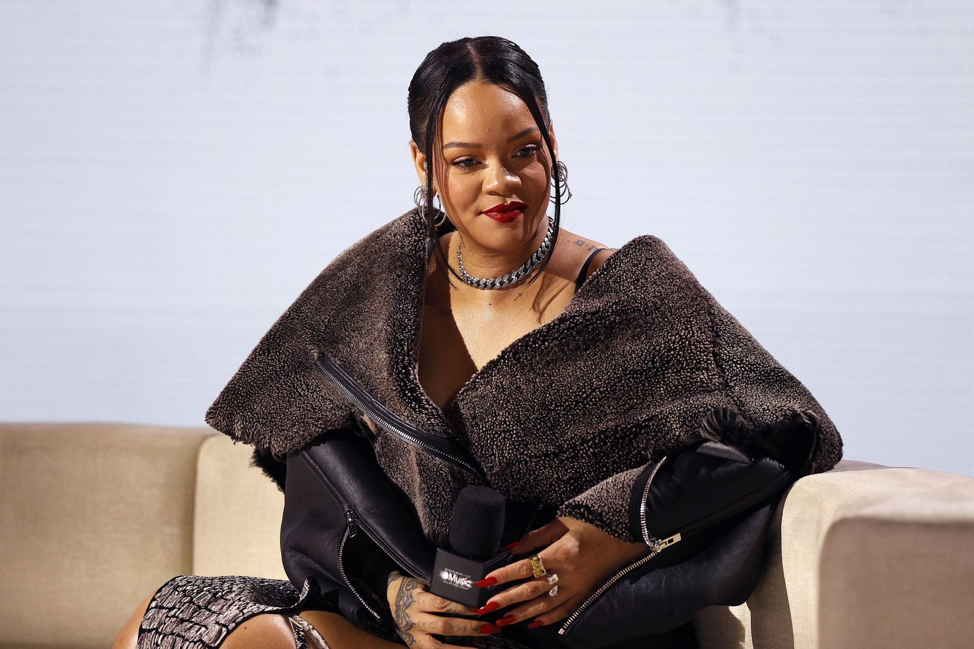 ESPN on X: The NFL announced Rihanna will perform at the 2023 Super Bowl  