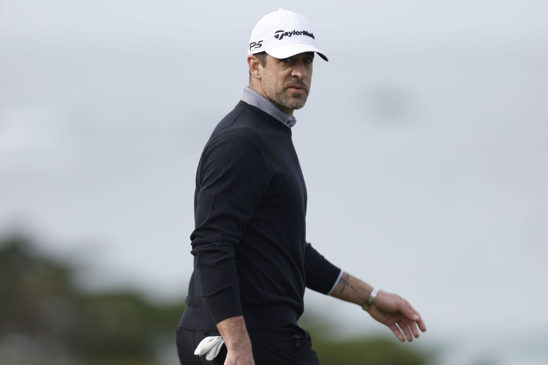 Aaron Rodgers at Pebble Beach: 'I'm not going to [49ers] says he's