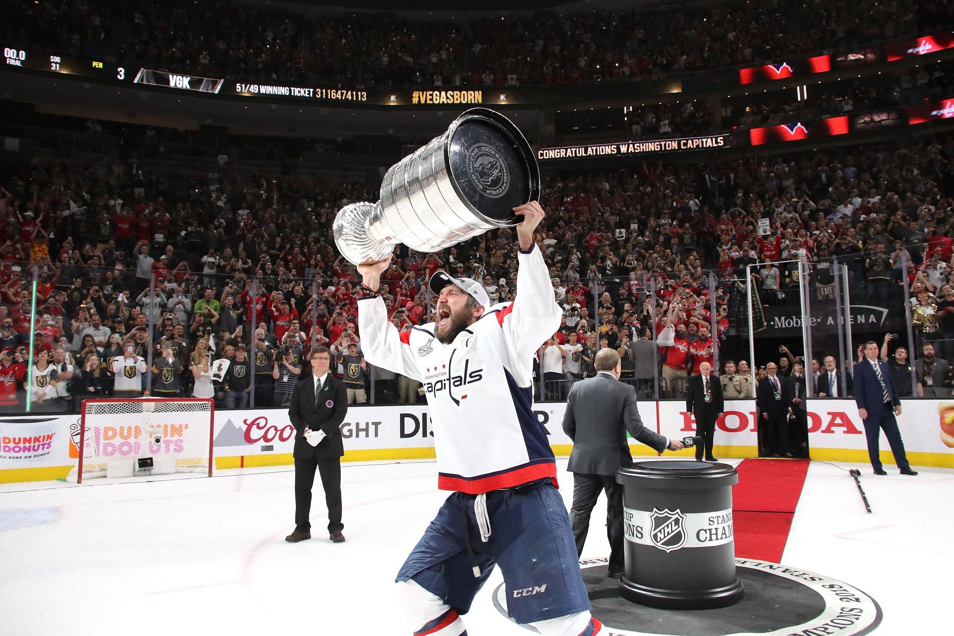 The Stanley Cup: Oldest Trophy in Professional Sports in North America -  HubPages