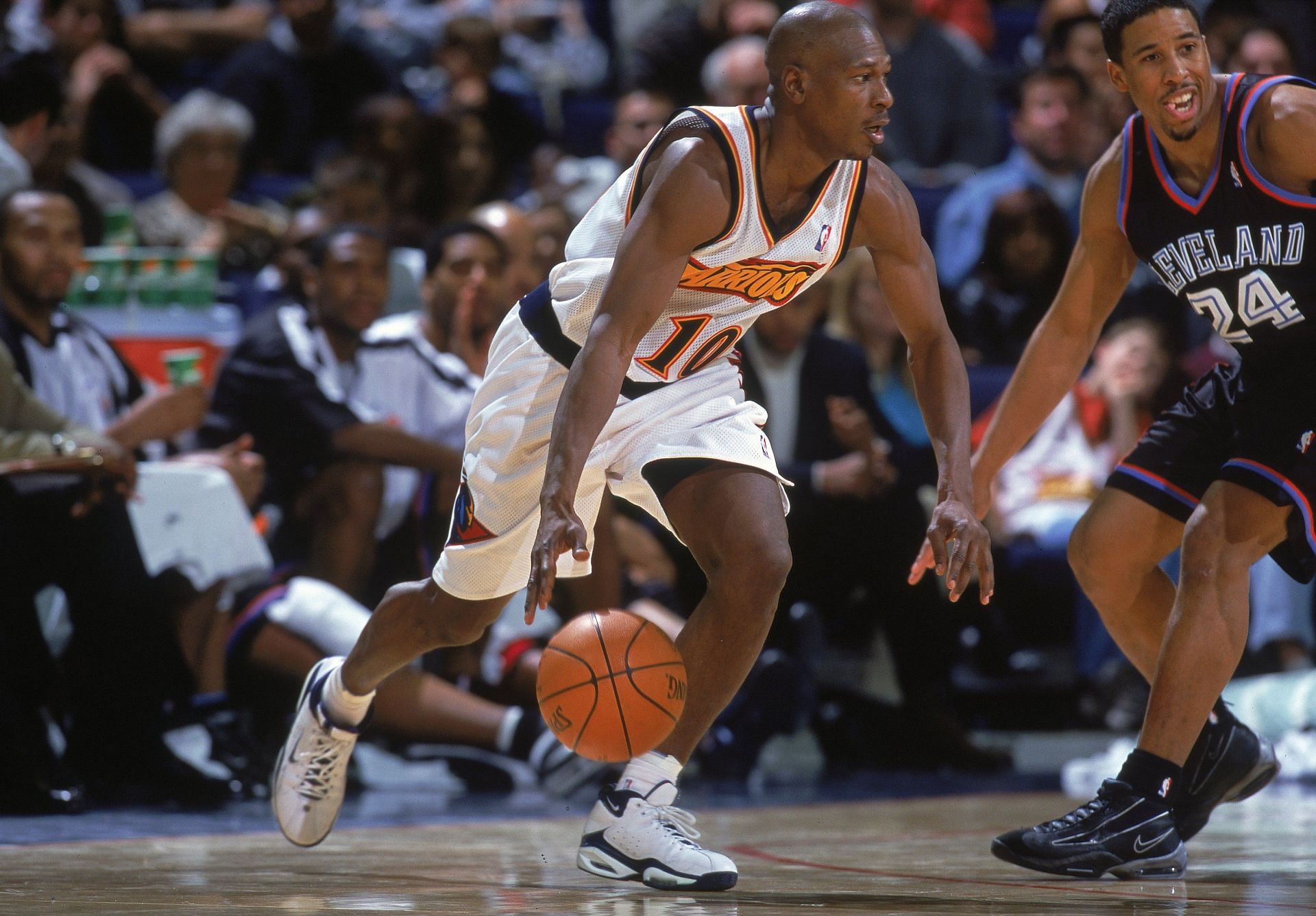 Mookie Blaylock played 13 seasons in the NBA (Image via Getty Images)
