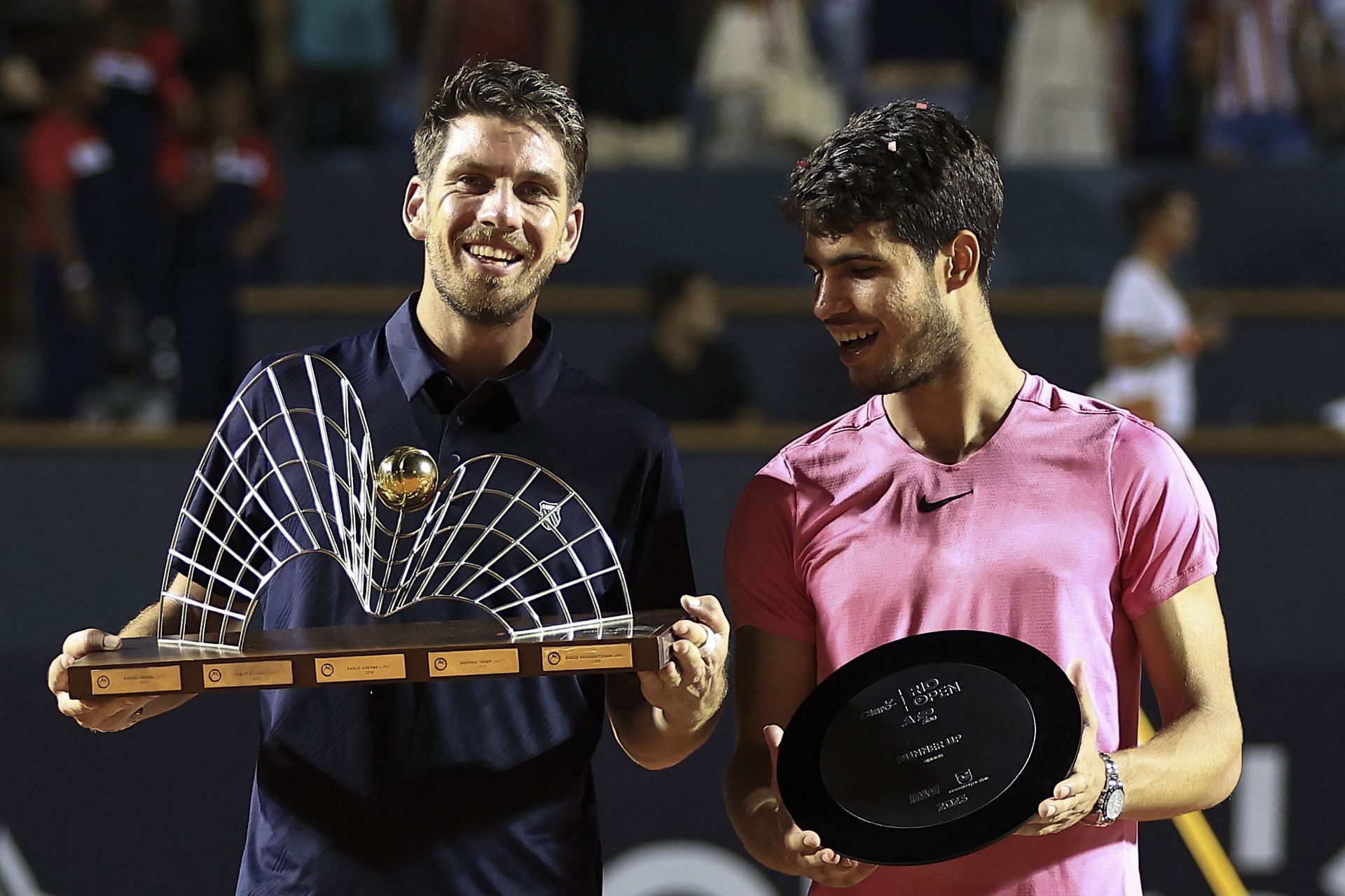 Carlos Alcaraz (right) and Cameron Norrie after the 2023 Rio Open final.