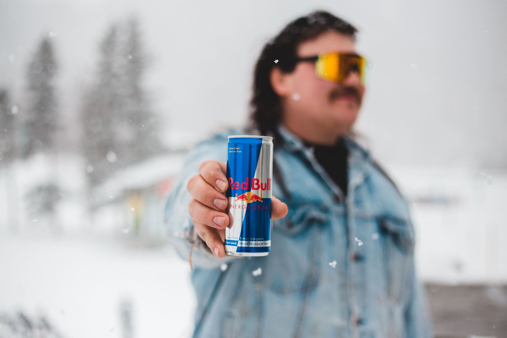Red Bull has high caffeine. (Image via Unsplash/ Erik McLean)