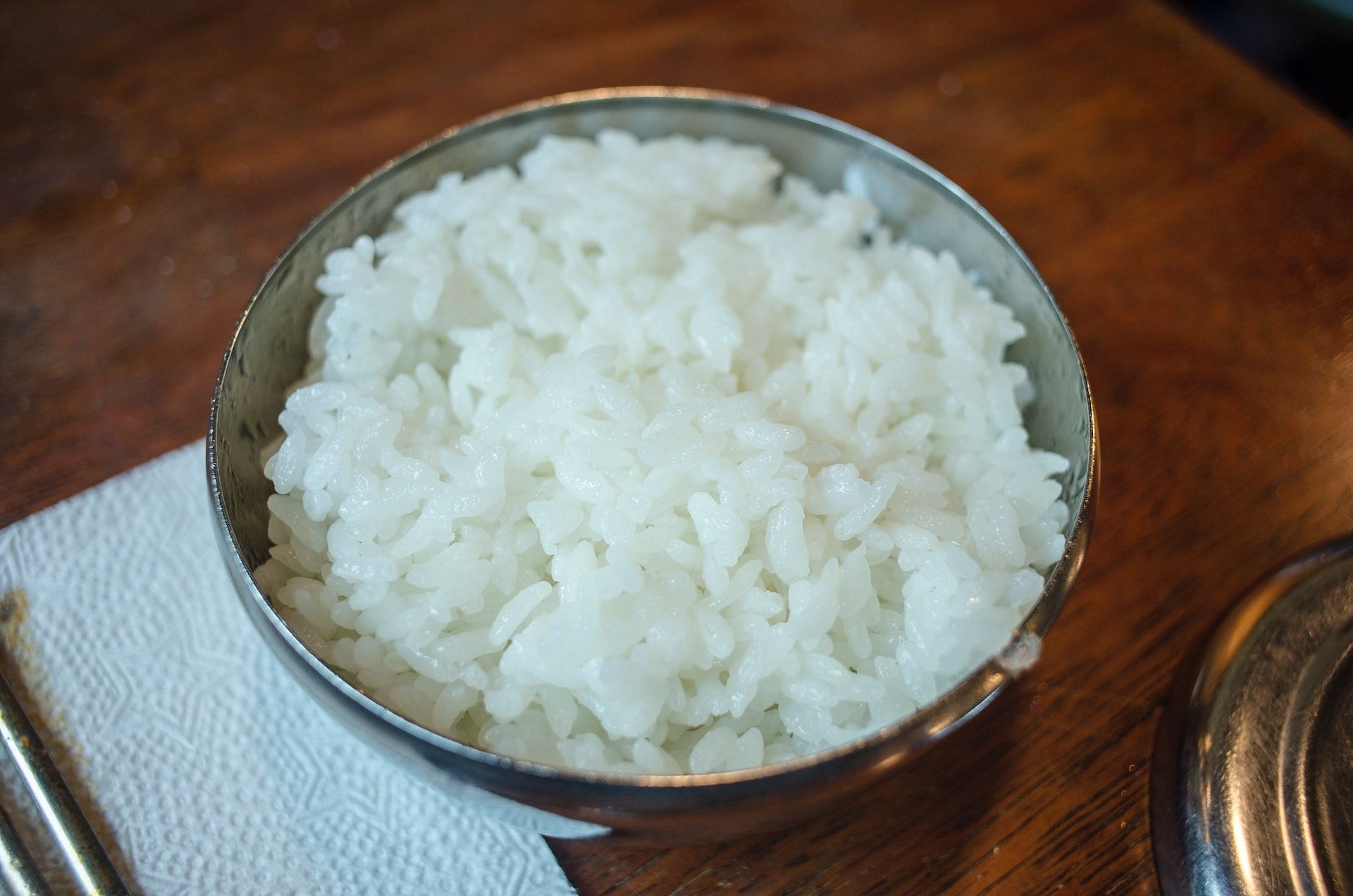 White rice is high in GI. (Photo via Pexels/makafood)